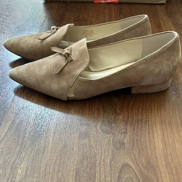 Cole Haan Taupe Suede Pointed-Toe Loafers with Bow - Picture 2 of 4